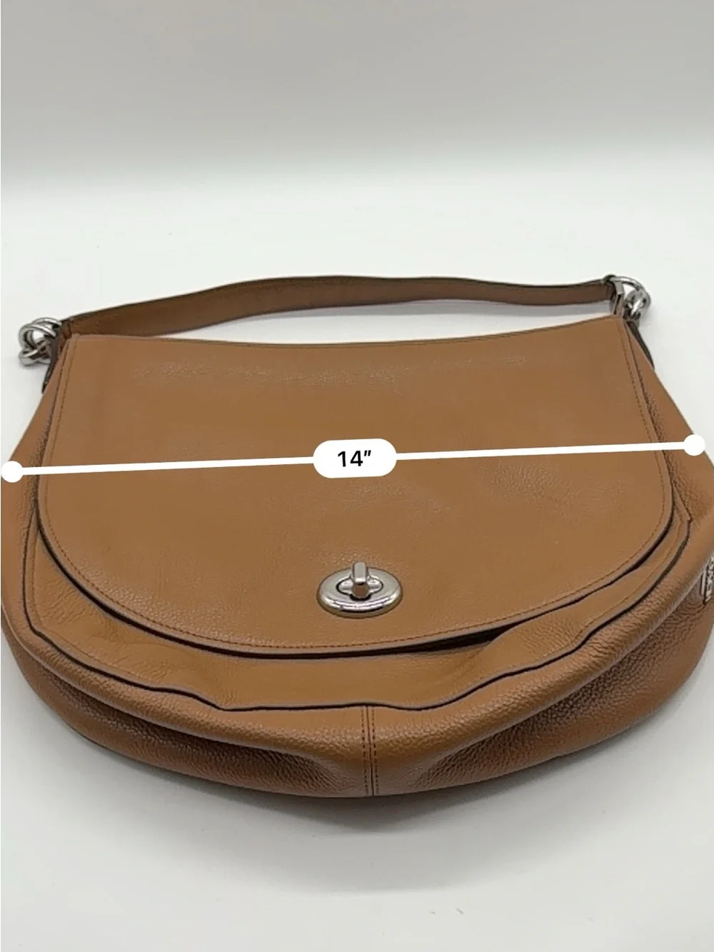 Coach Turnlock Hobo Tan Leather Shoulder Bag with Turn-Lock Closure
